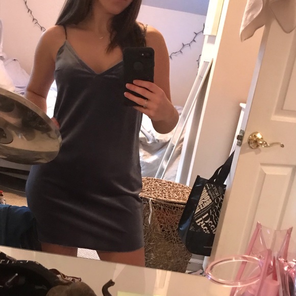 Abercrombie &Fitch dress with lace detail on back - Picture 2 of 5